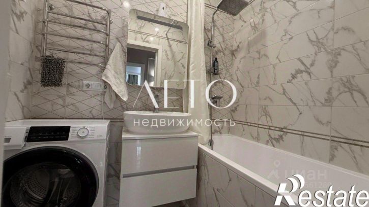 2-комн квартира улица Гастелло, 27Б к1,  д. 27Б к1