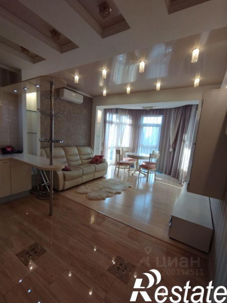 3-комн квартира Красная улица, 2,  д. 2