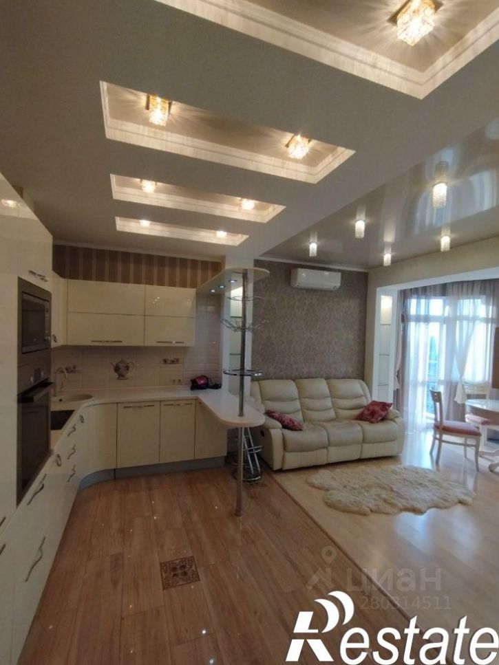 3-комн квартира Красная улица, 2,  д. 2
