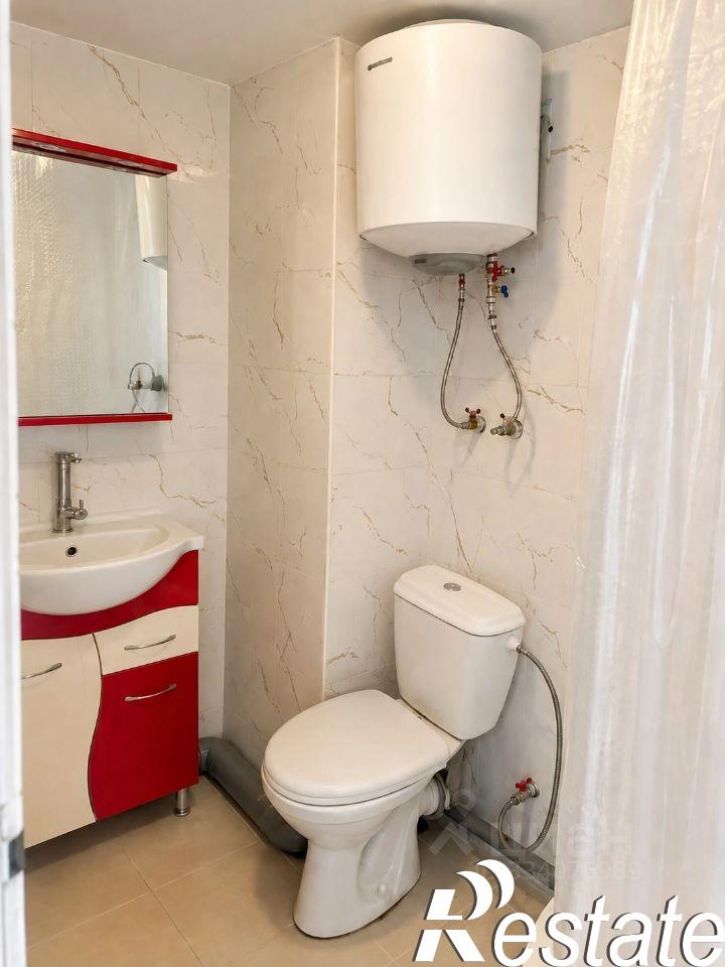 2-комн квартира Вишнёвая улица, 18/2,  д. 18/2