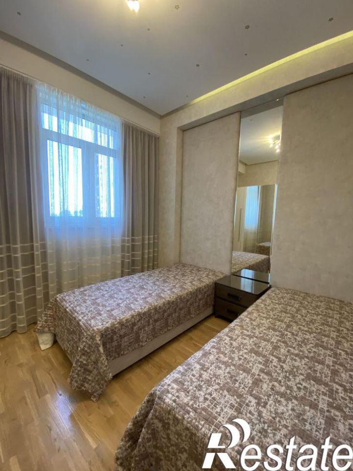 3-комн квартира Крымская улица, 89,  д. 89