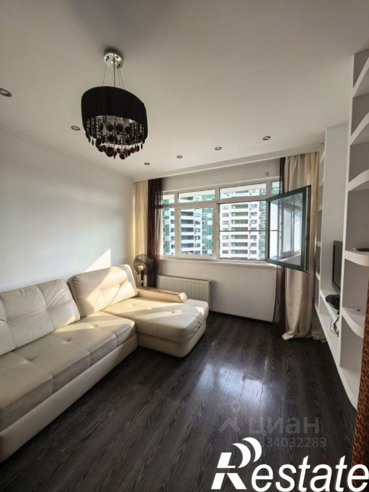 2-комн квартира улица Горького, 87,  д. 87