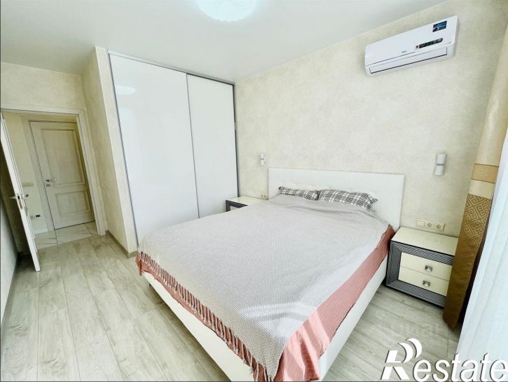 2-комн квартира улица Гастелло, 27Б к1,  д. 27Б к1