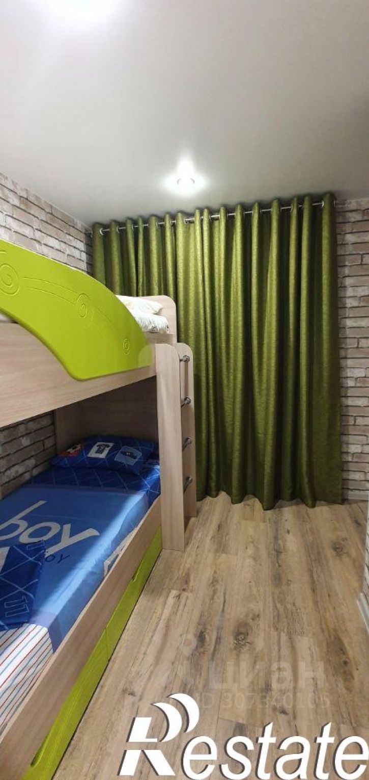3-комн квартира улица Лазарева, 56,  д. 56
