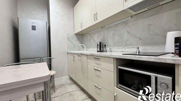 2-комн квартира улица Дмитриевой, 5,  д. 5