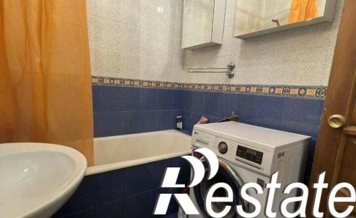 2-комн квартира Параллельная улица, 24,  д. 24