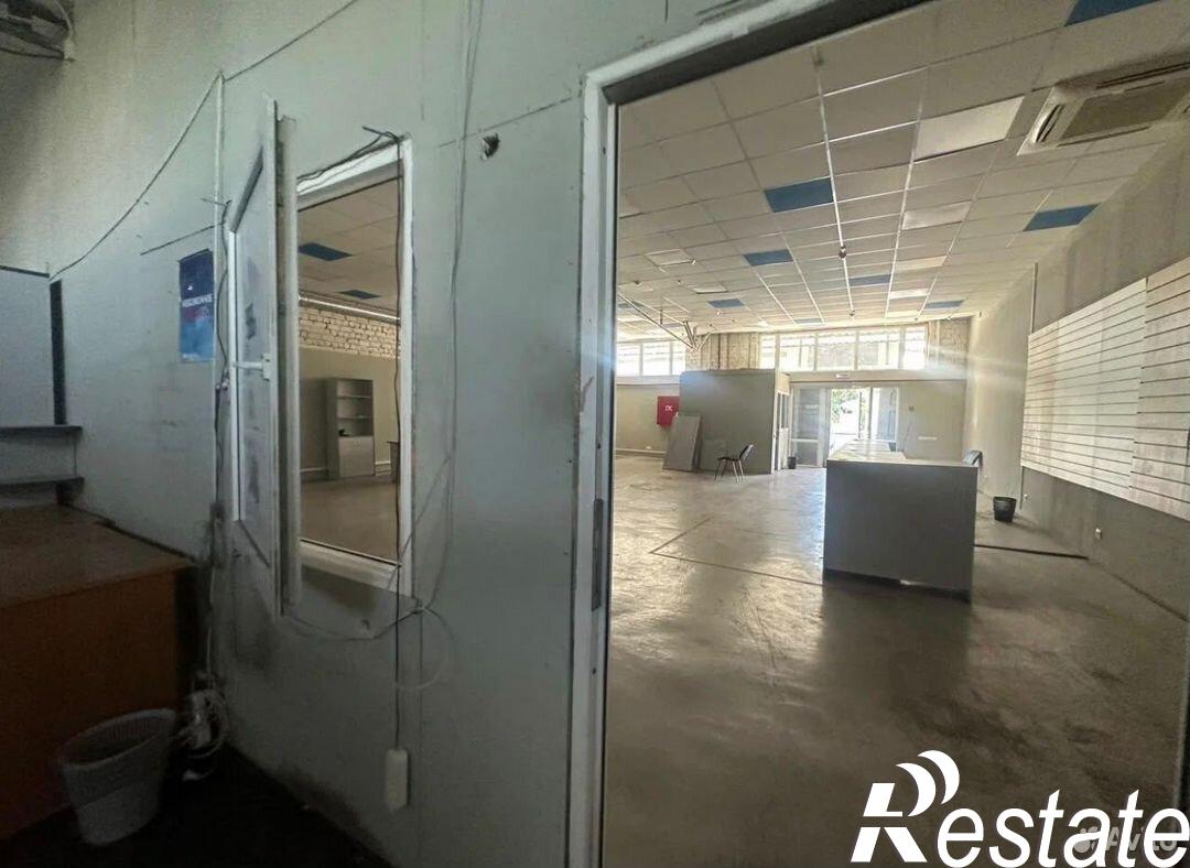 Сдать складское помещение за 560 000 рублей на улица Гагарина, 76