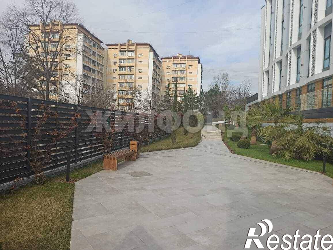 Купить квартиру за 6 300 000 рублей на Макаренко улица, д.14
