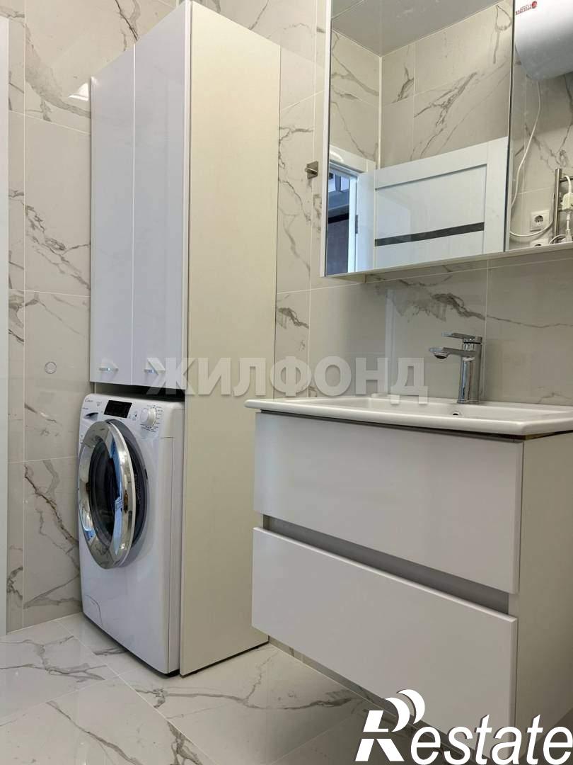 Купить студию за 10 500 000 рублей на Искры улица, д.88