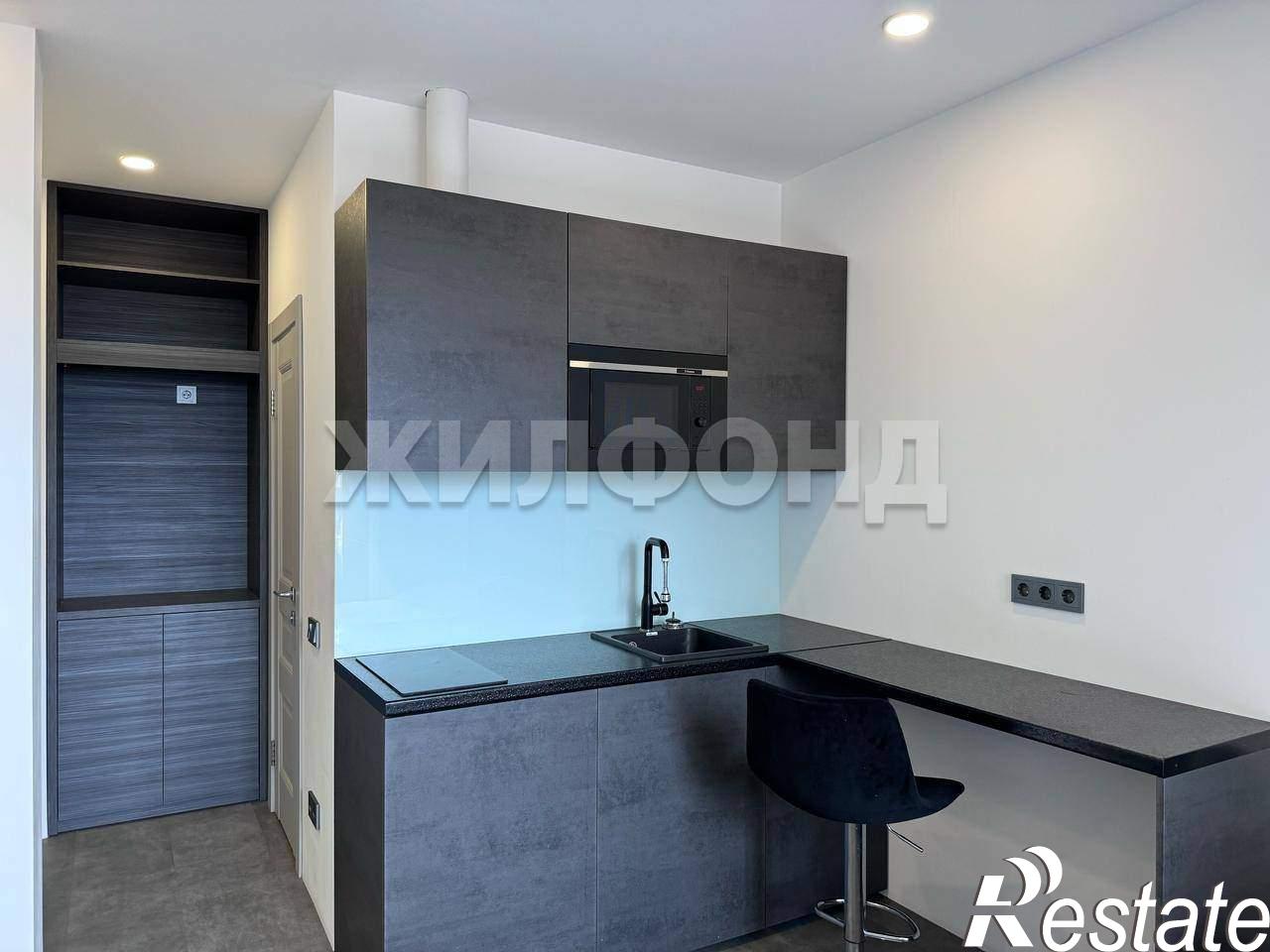 Купить студию за 14 500 000 рублей на Роз улица, д.34А