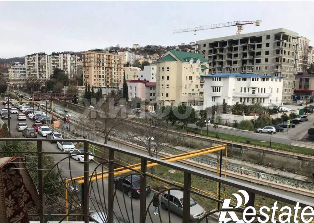 Купить квартиру за 16 000 000 рублей на Анапская улица, д.25