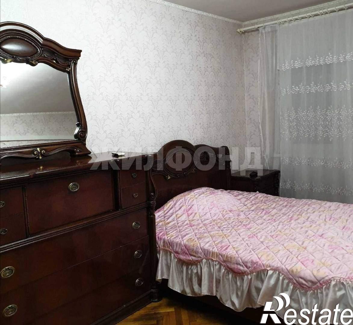Купить квартиру за 18 500 000 рублей на Роз улица, д.54