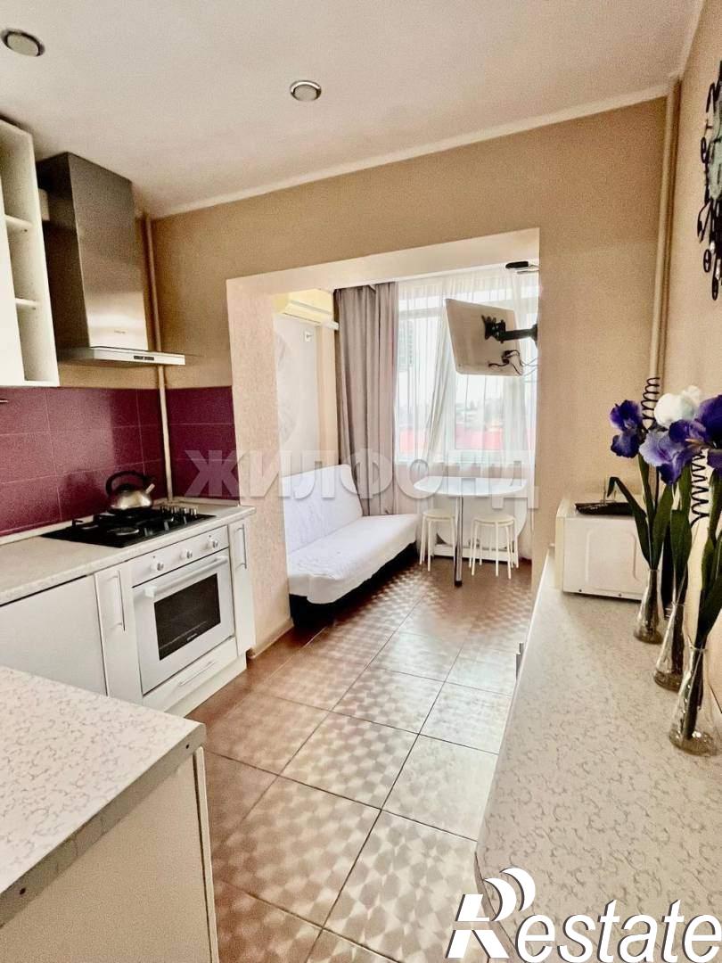 Купить квартиру за 11 700 000 рублей на Дмитриевой улица, д.36