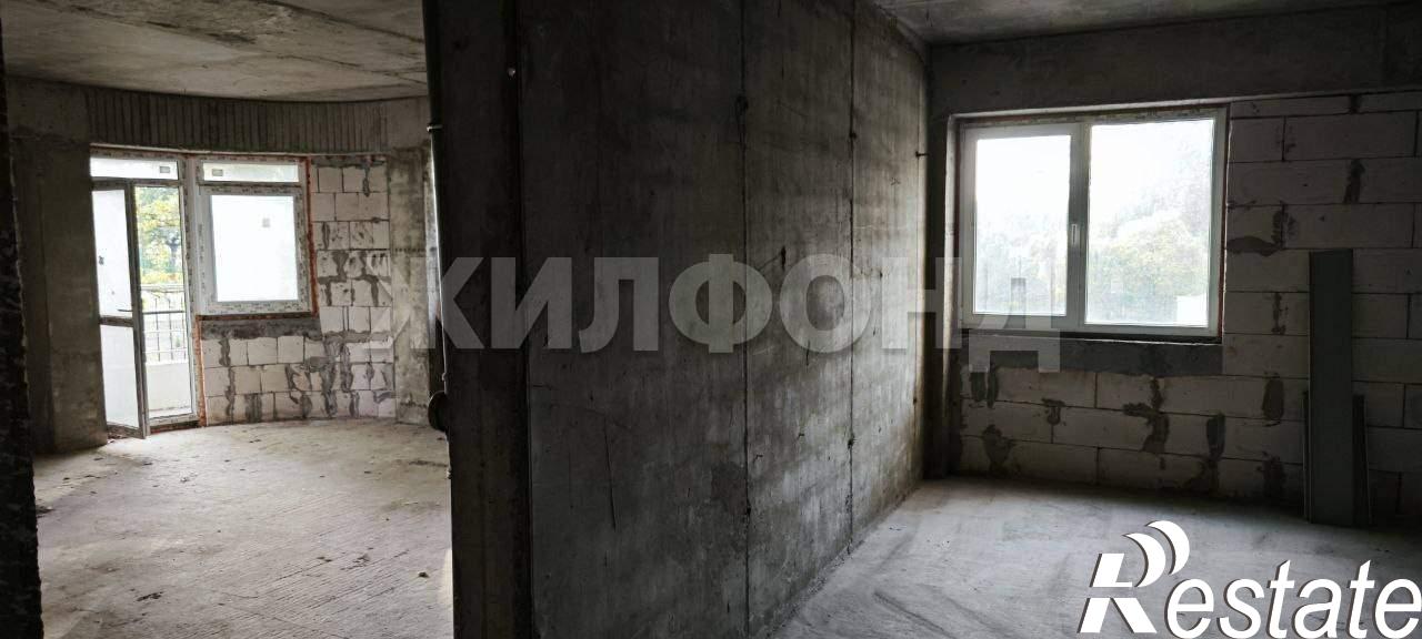 Купить квартиру за 14 990 000 рублей на Туапсинская улица, д.19