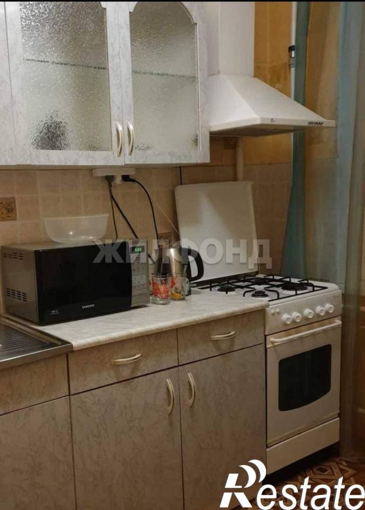 2-комн квартира Роз улица, д.54