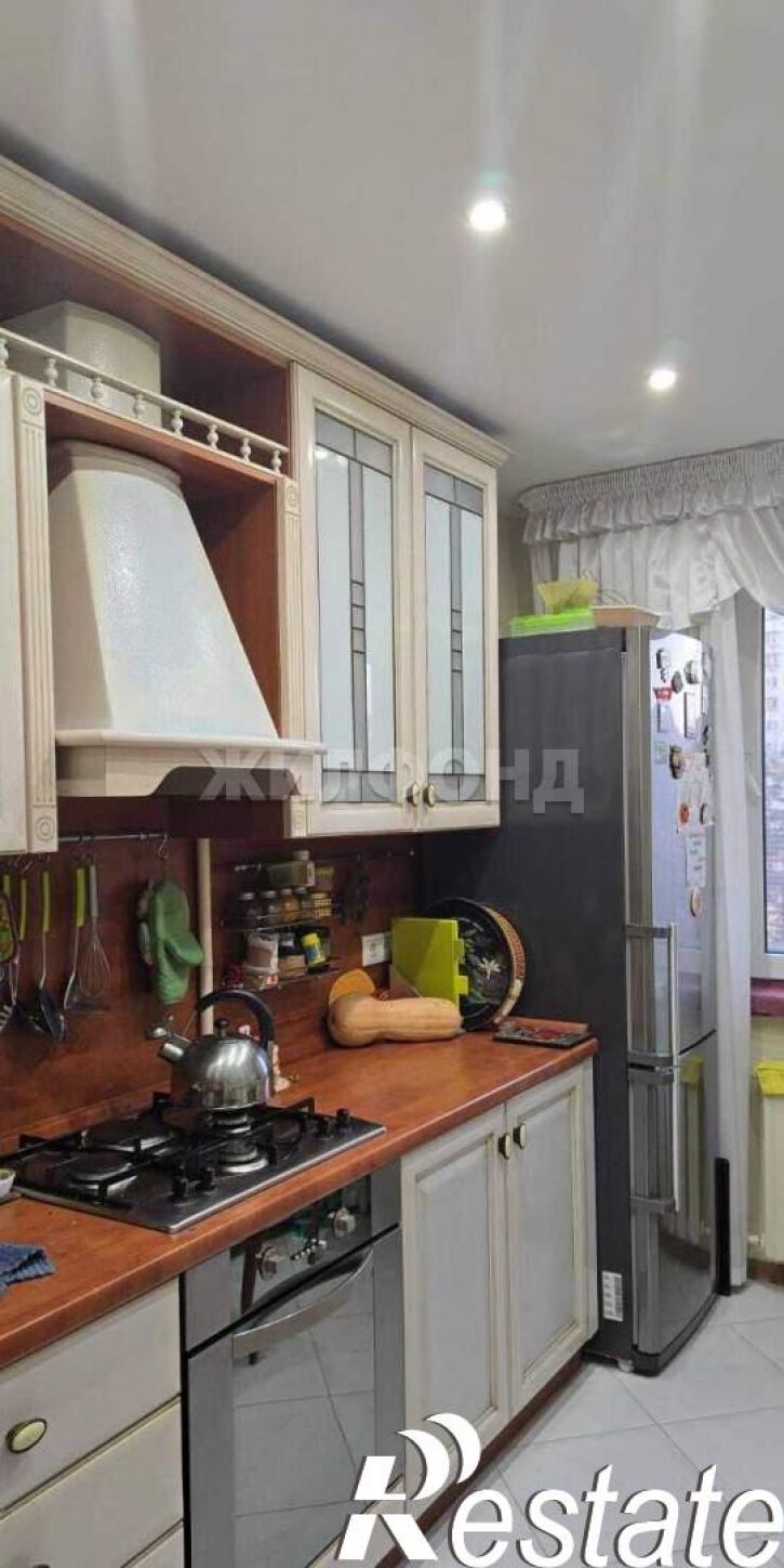 2-комн квартира Абрикосовая улица, д.18
