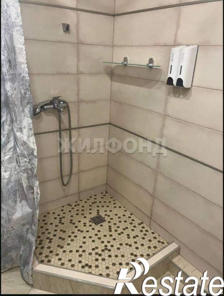 2-комн квартира Коммунальная улица, д.38