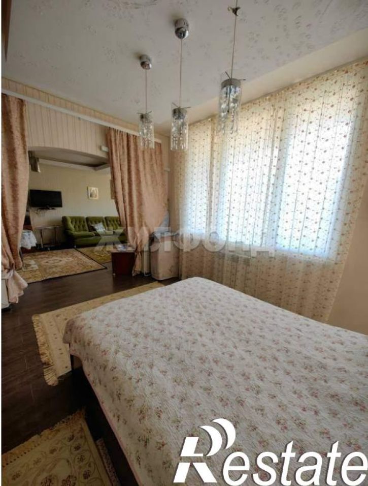 2-комн квартира Грибоедова улица, д.10Б