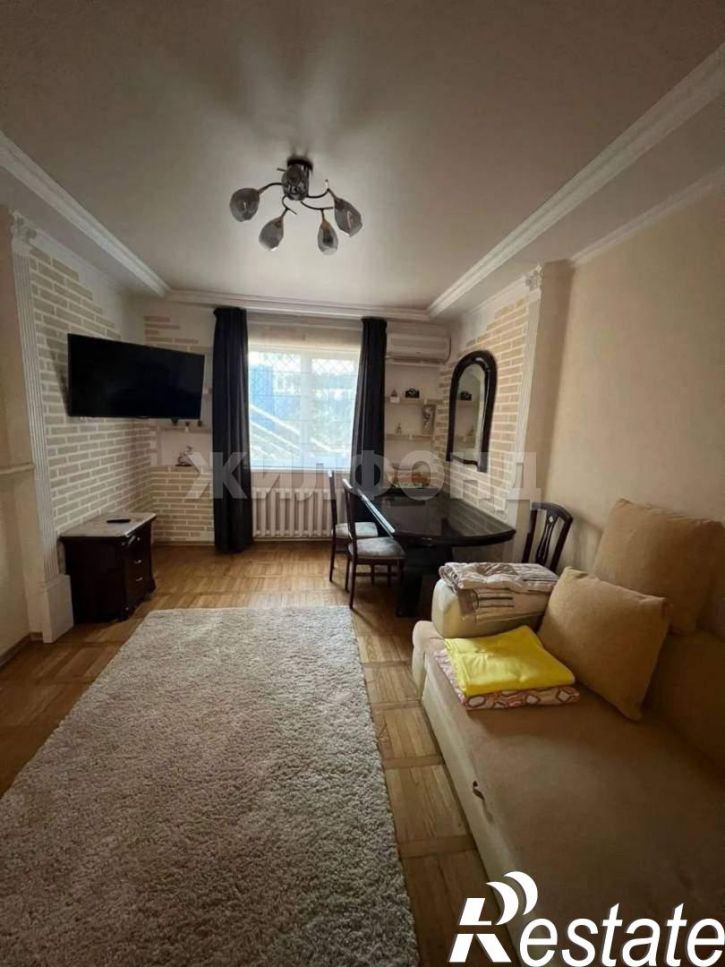 3-комн квартира Есауленко улица, д.4к3