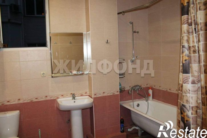 3-комн квартира Полтавская улица, д.32/4