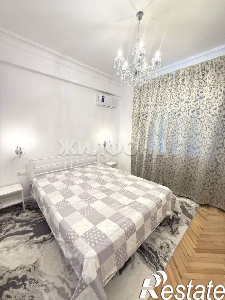 3-комн квартира Горького улица, д.38