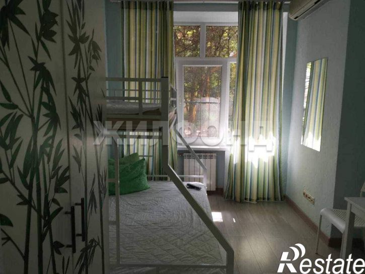 6-комн квартира Островского улица, д.71