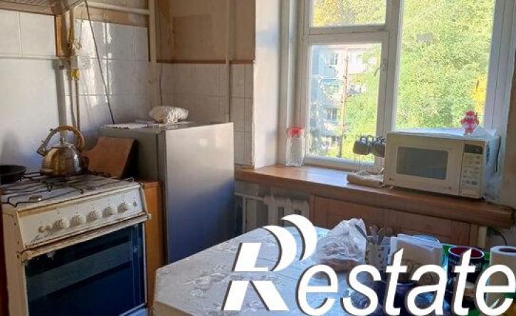 3-комн квартира улица Лазарева, 80,  д. 80