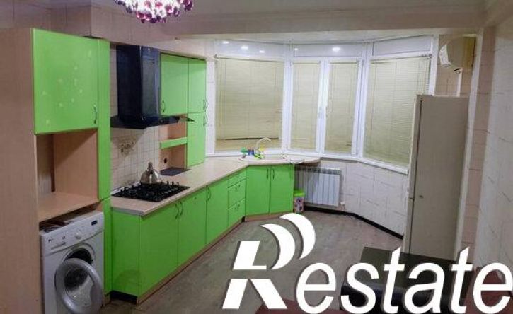 2-комн квартира Клубничная улица, 88,  д. 88