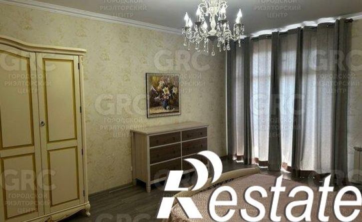 3-комн квартира улица Роз, 52,  д. 52
