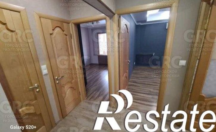 2-комн квартира Крымская улица, 20/2,  д. 20/2