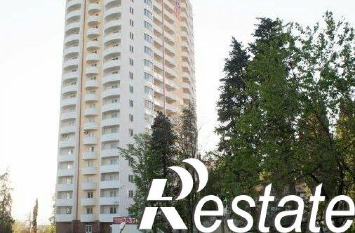 2-комн квартира улица Есауленко, 1Б,  д. 1Б