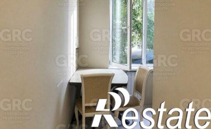 2-комн квартира Парковая улица, 42,  д. 42