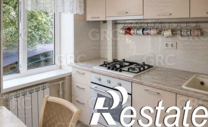 2-комн квартира Парковая улица, 42,  д. 42