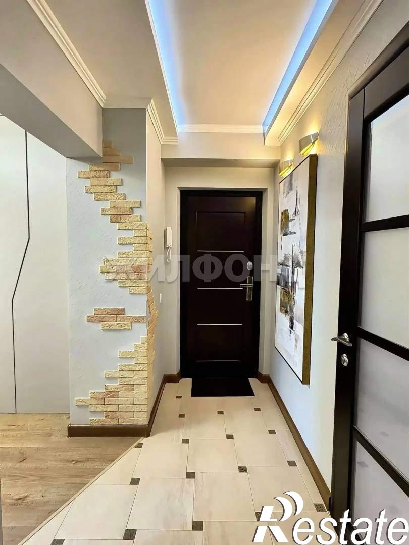 Купить квартиру за 16 490 000 рублей на Искры улица, д.66/5