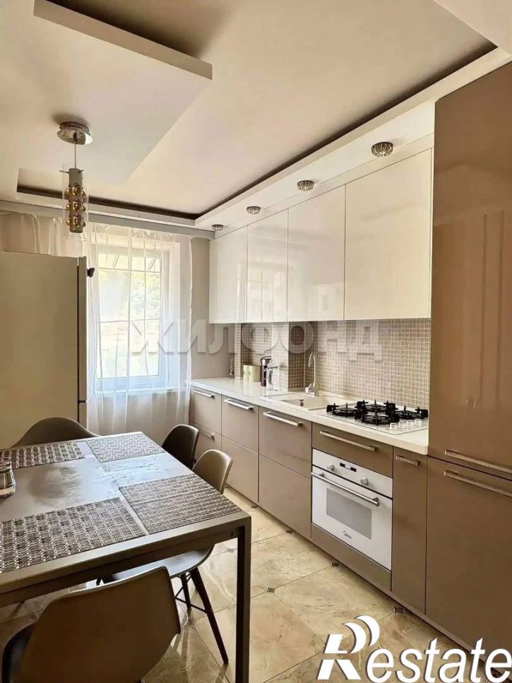 2-комн квартира Искры улица, д.66/5